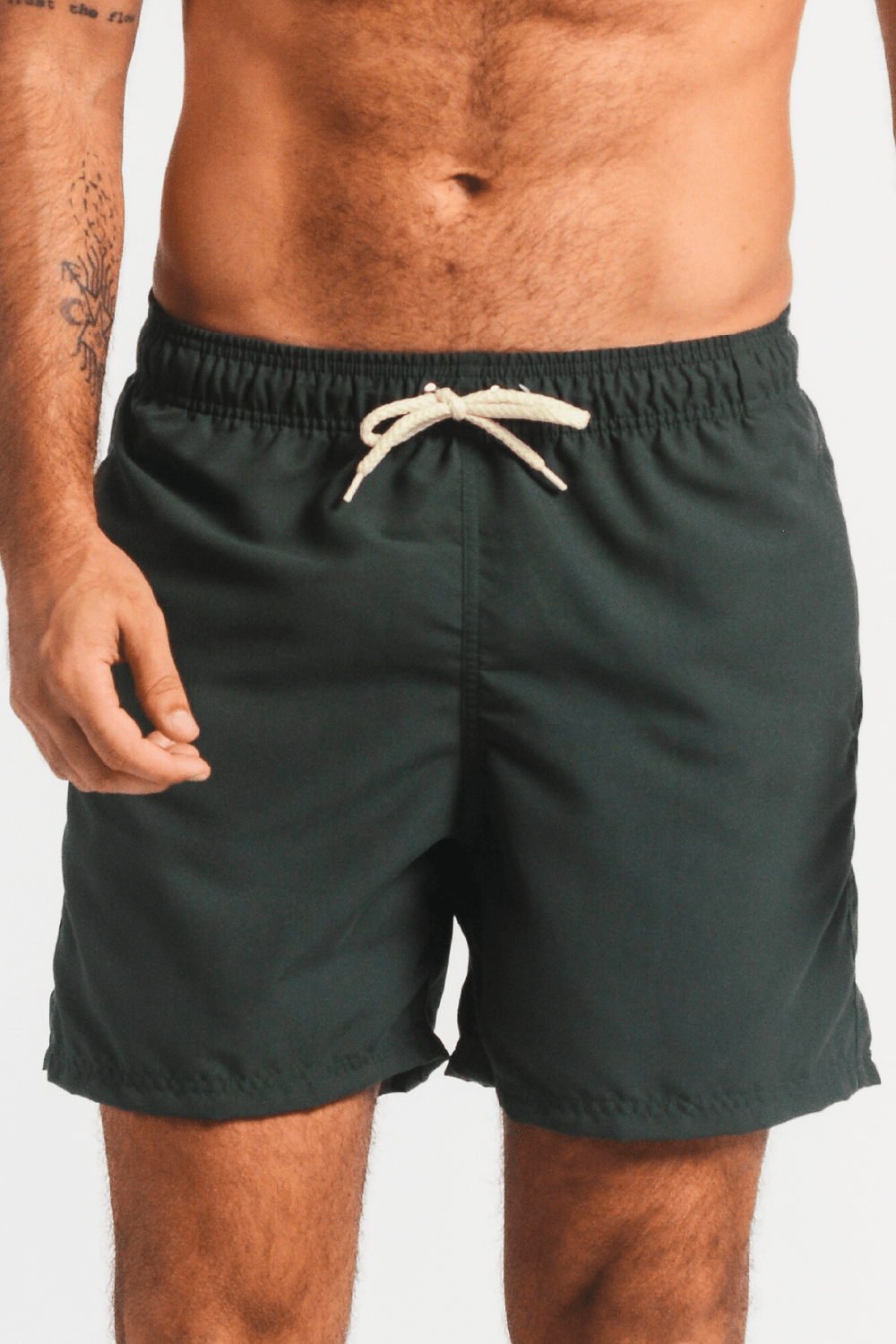 888.4112_VD_001_Short-Liso.png